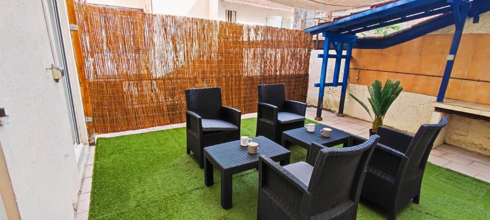 Appartements - Halles Brauhauban Тарб Экстерьер фото